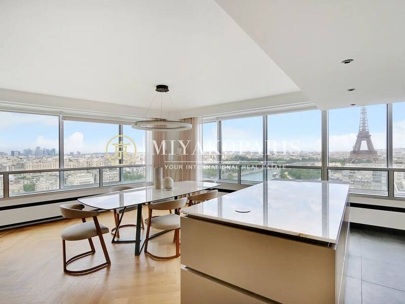 Location appartement de 143m2 à PARIS 15
