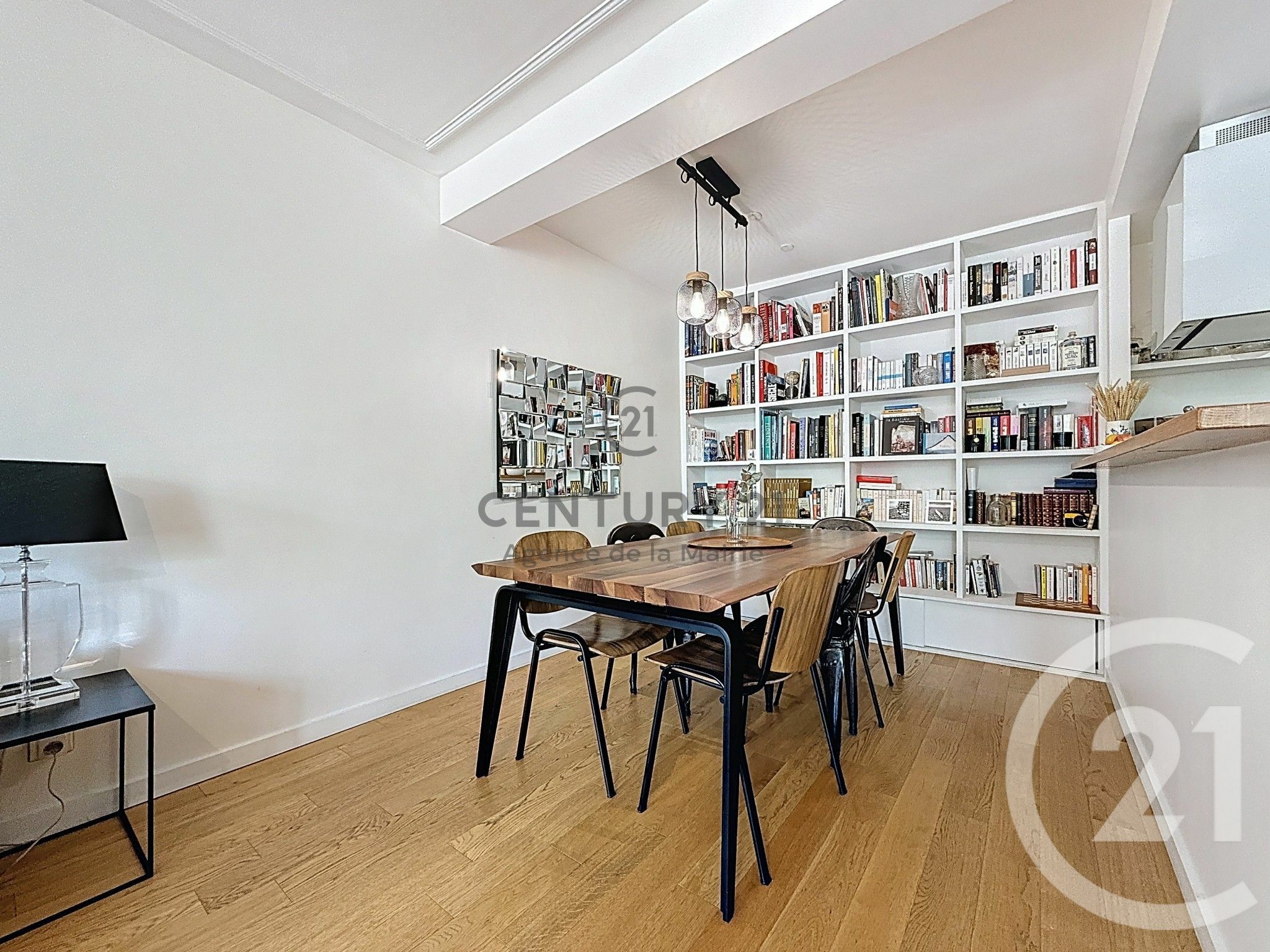 Location appartement de 74m2 à PARIS 11