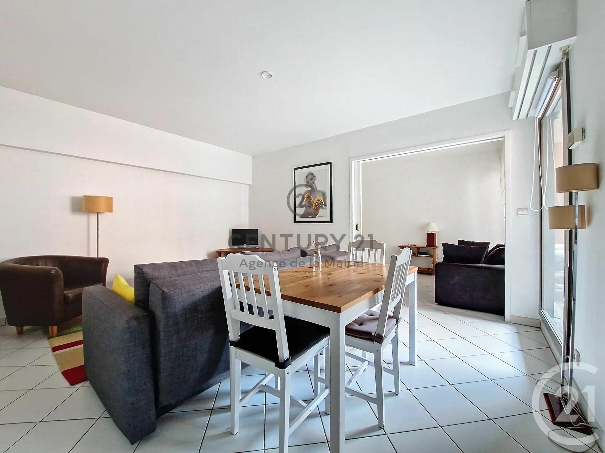 Location appartement de 42m2 à PARIS 11