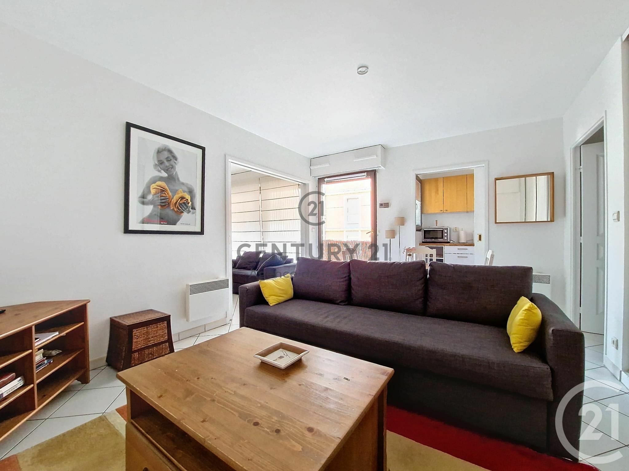 Location appartement de 42m2 à PARIS 11