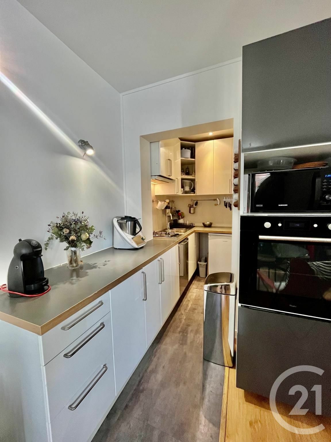 Location appartement de 38m2 à PARIS 16