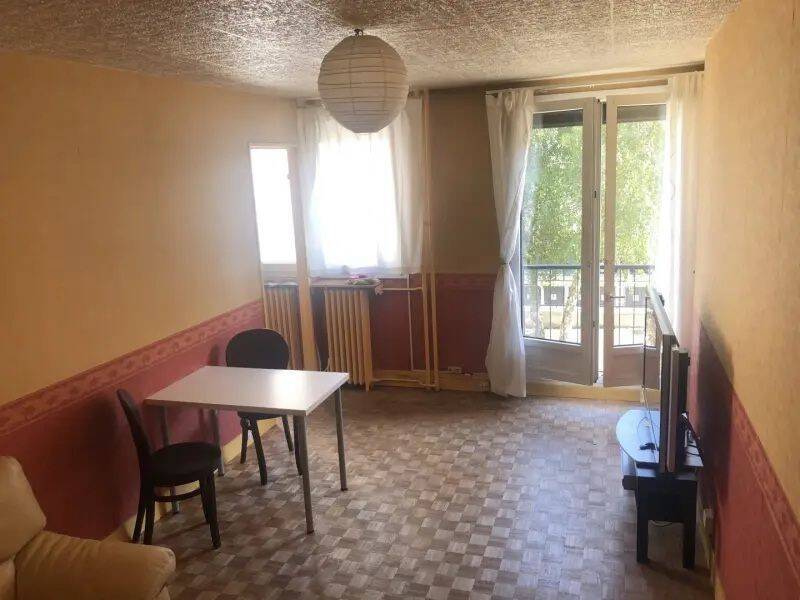 Apartment for rent of 60 sqm in IVRY SUR SEINE