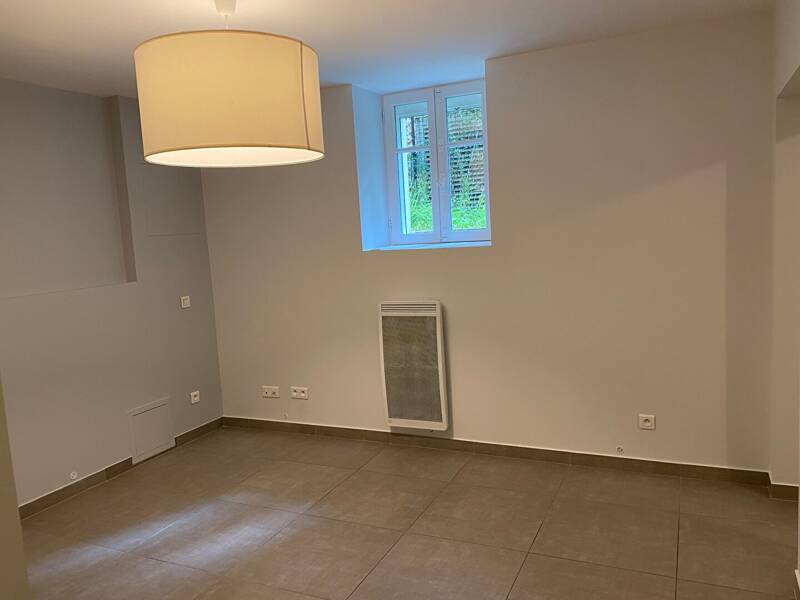 T2 33sqm Garden Level Apartment Paris 17 Rue Cardinet 75017