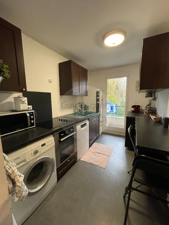 Apartment for rent of 74sqm in CLAMART