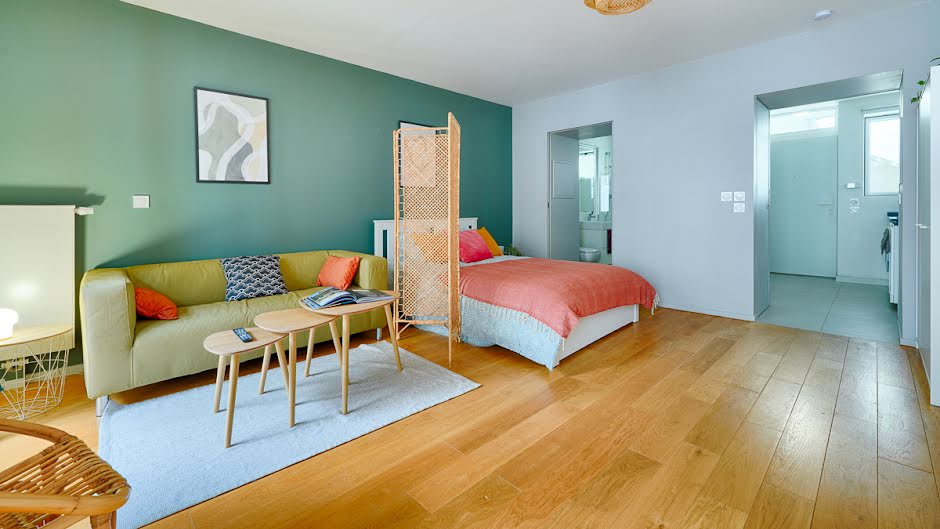 1-room apartment 34 sqm with balcony in Paris 12 Picpus for rent