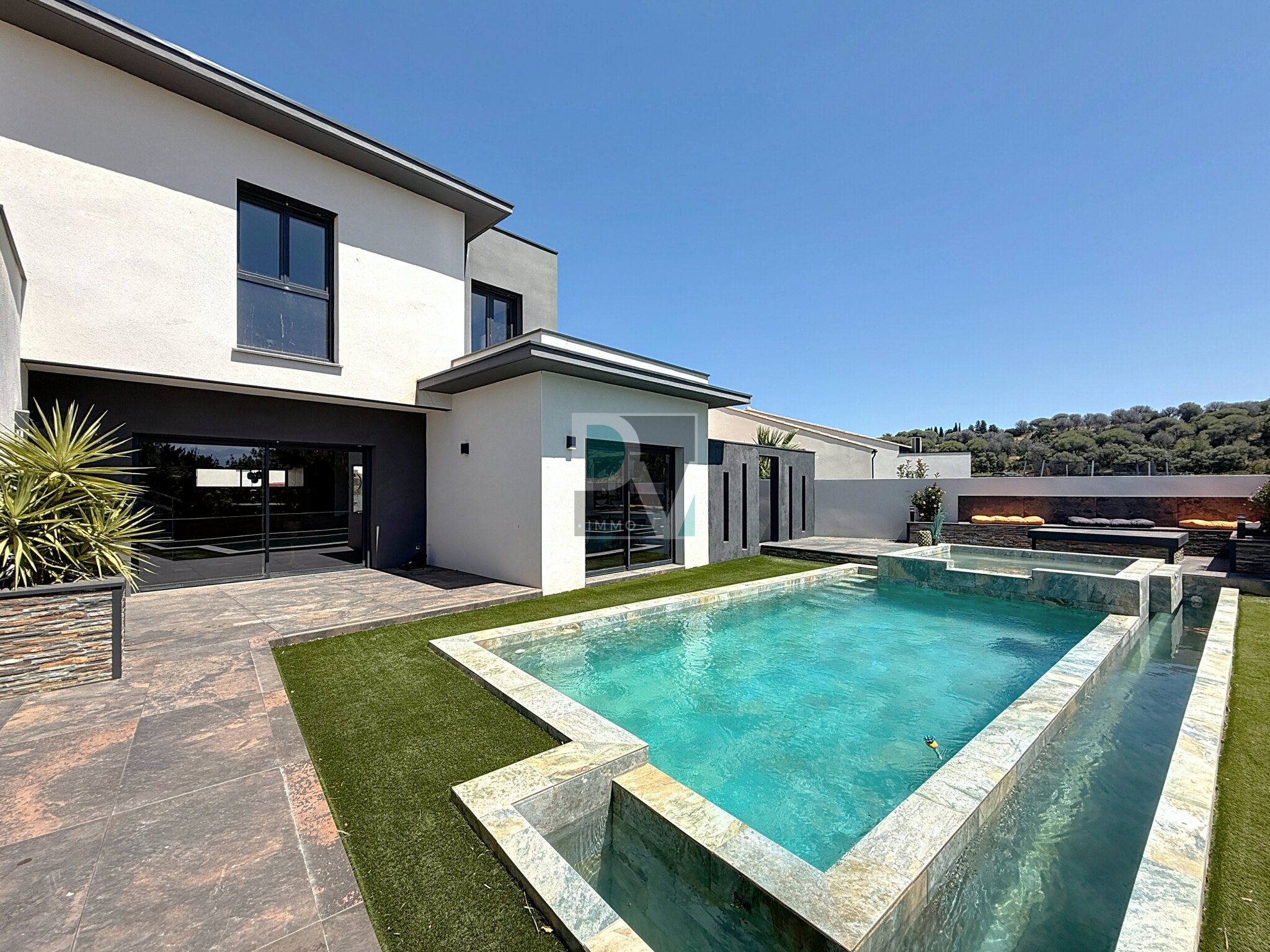 VILLA CONTEMPORAINE A 10 MINUTES DE PERPIGNAN