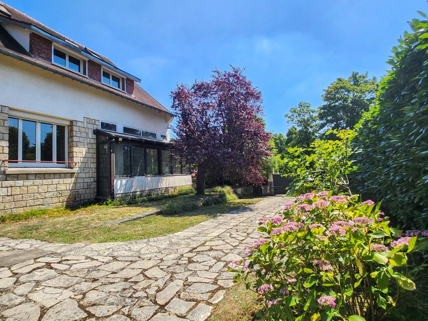 Maison 145m² 6 pièces avec sous-sol total Bièvres 91570 