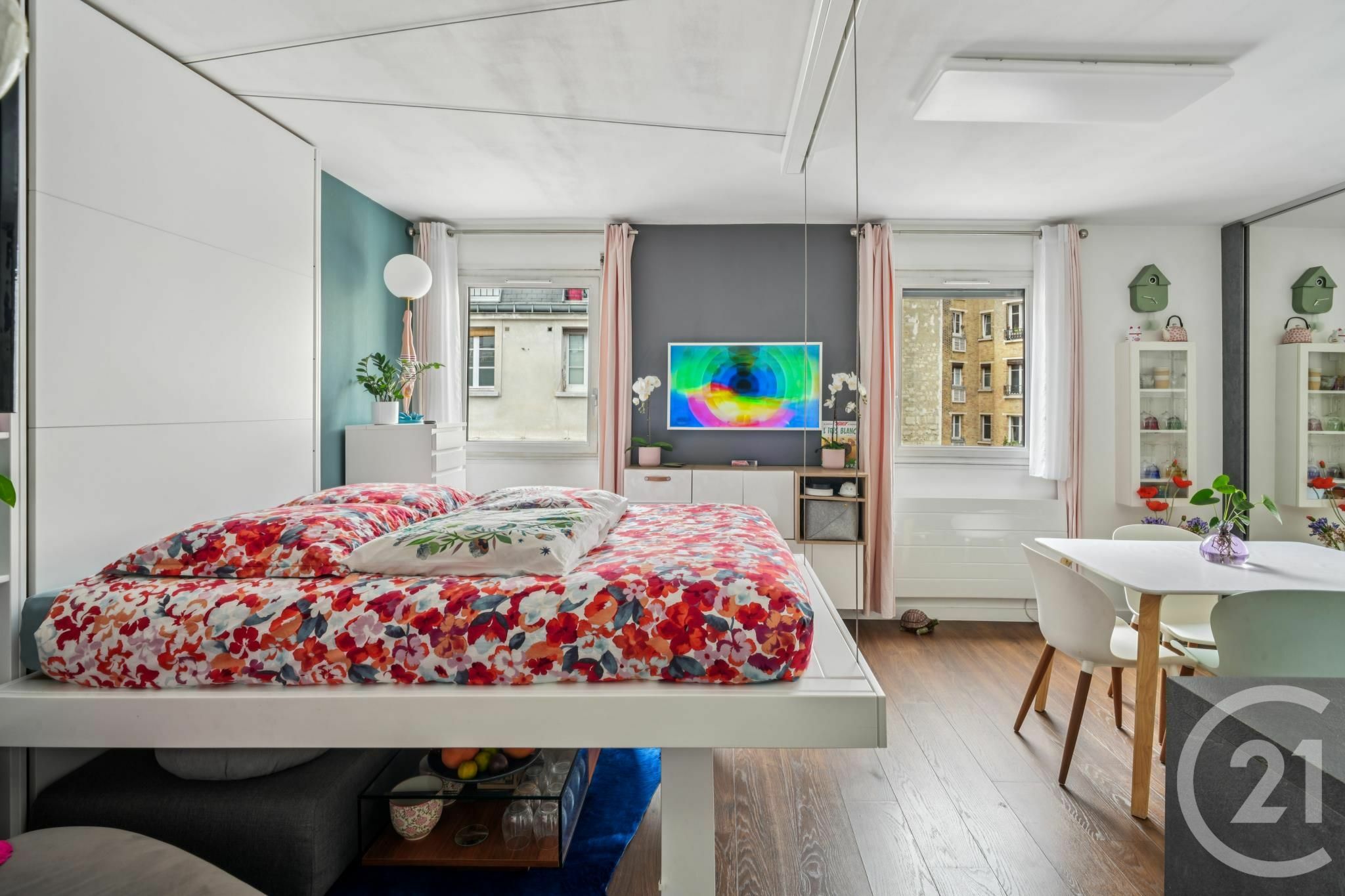 For sale: 30sqm apartment in PARIS 20.