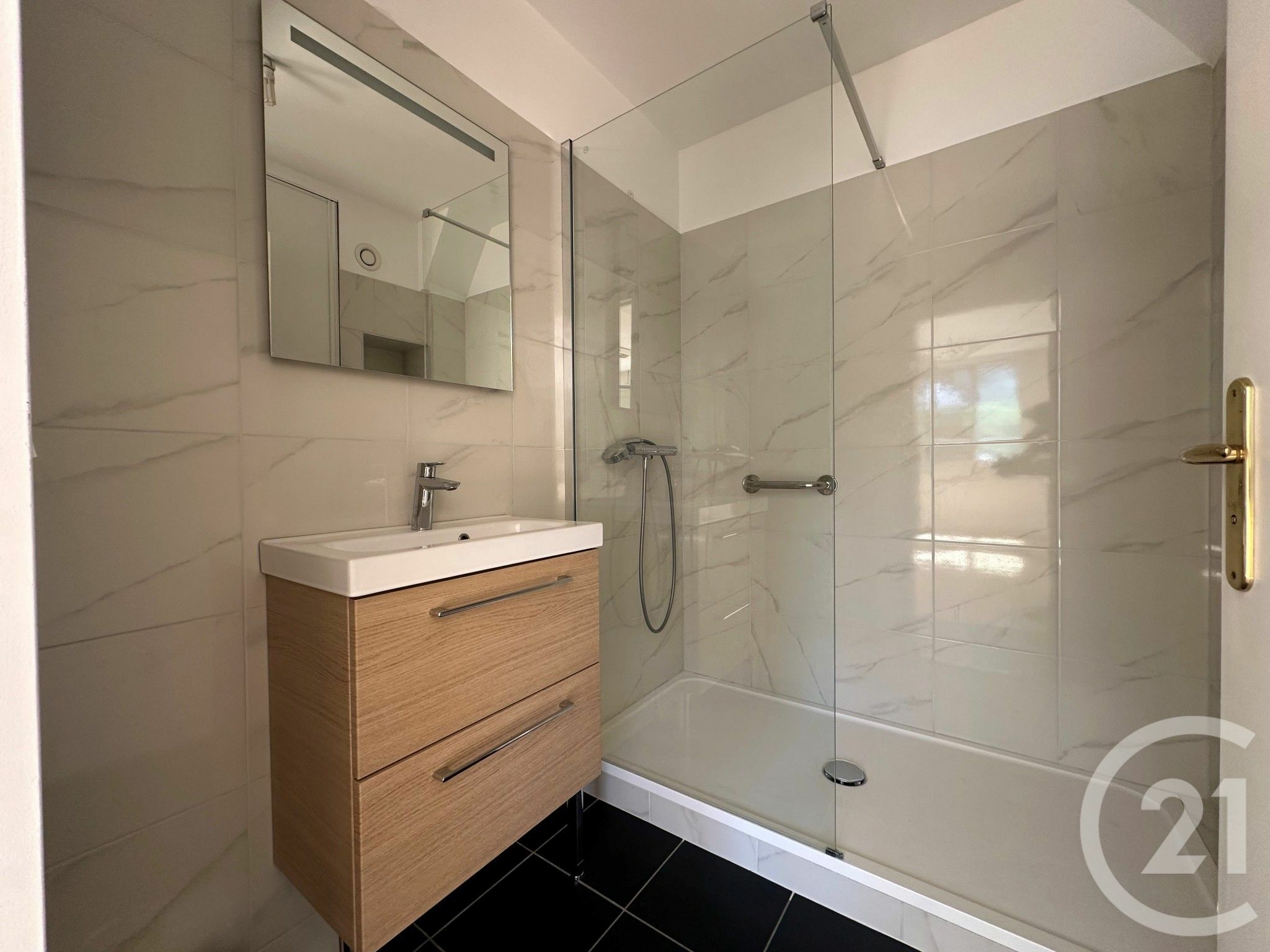 Vente appartement de 32m2 à PARIS 19