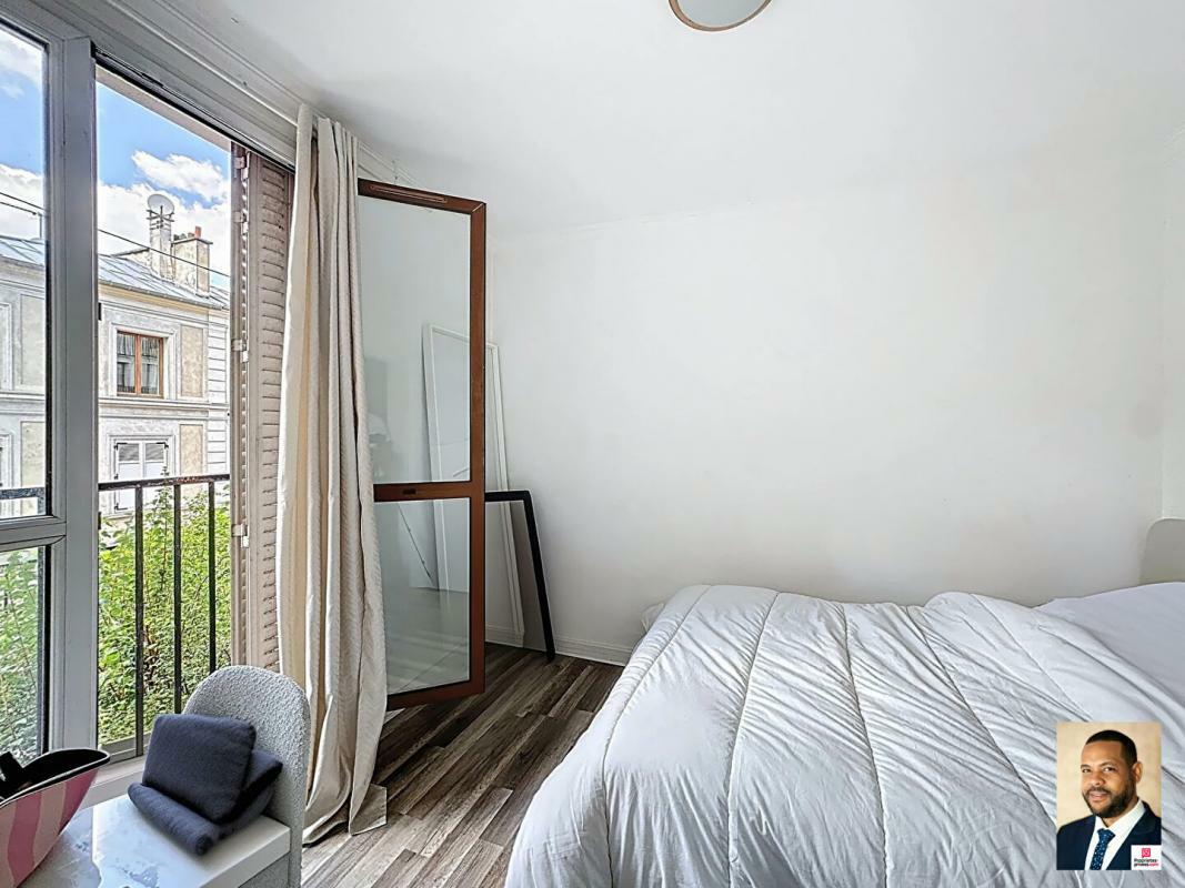 Two-room apartment in Ivry Sur Seine, 47 sqm.