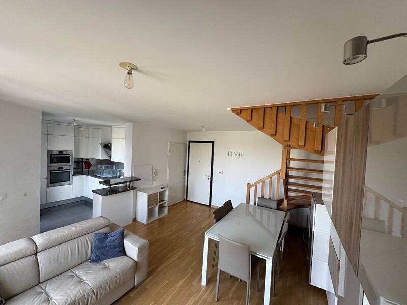 72 sqm apartment for rent in Nanterre