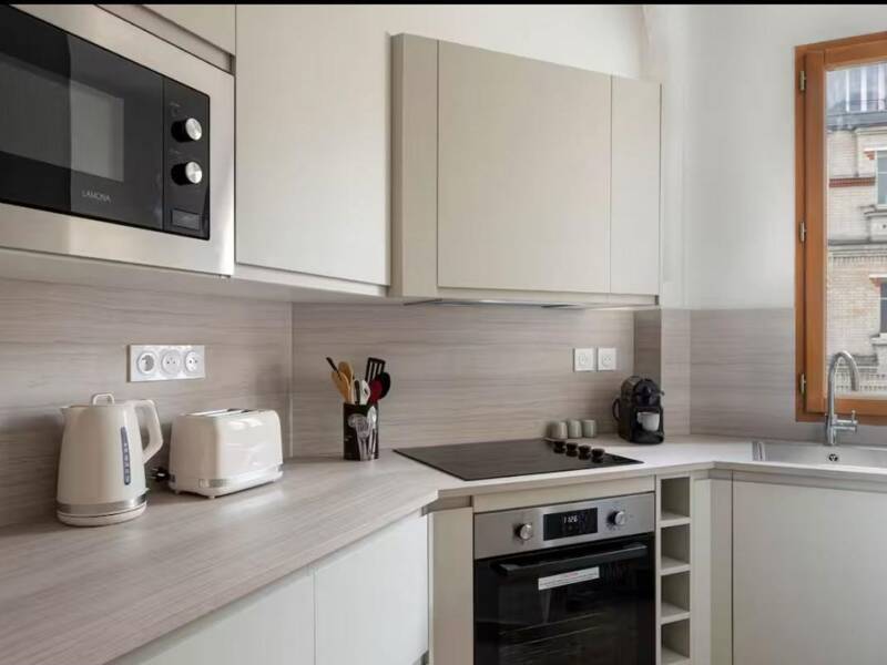 Location appartement de 26m2 à PARIS 14