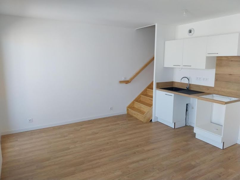 Location appartement 3 pièces 63 m2