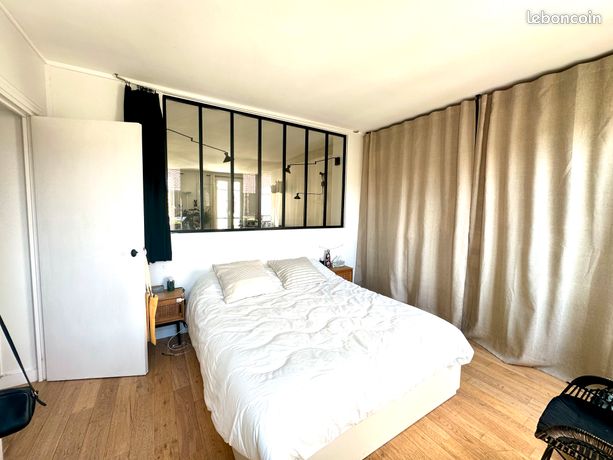 Appartement 3 pièces 65 m2 / LEVALLOIS PERRET / Place Jean Zay