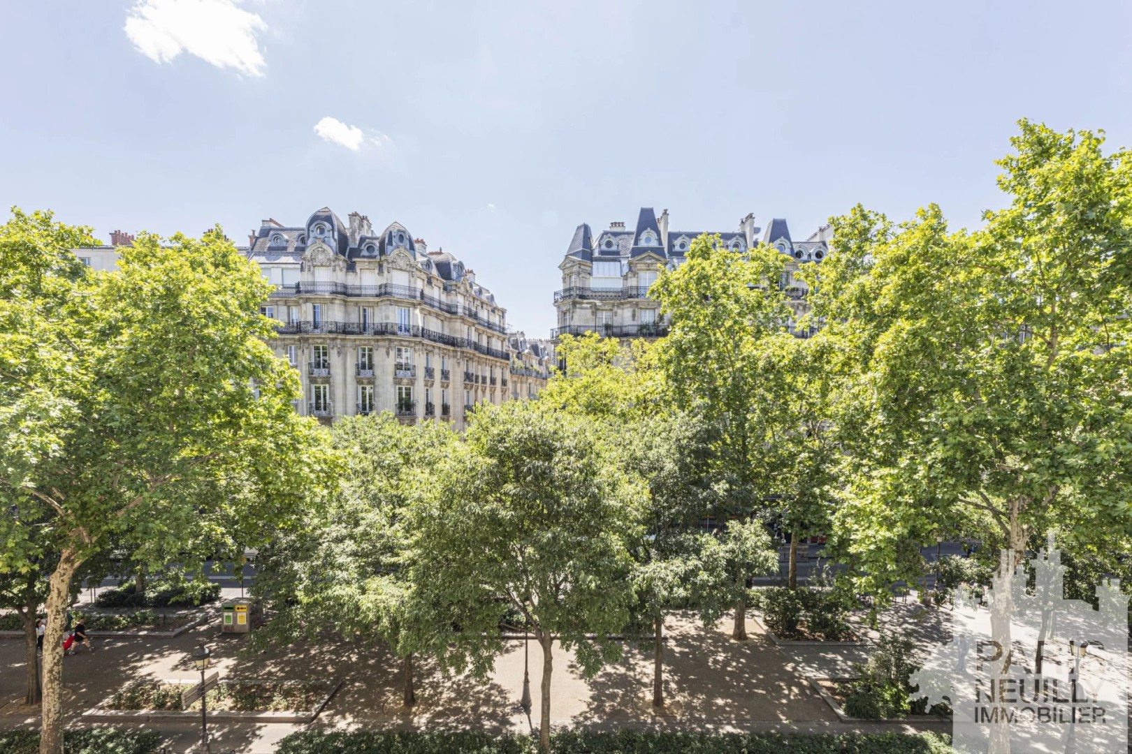 PARIS 18 EME, LIMITE 9 EME ET 17 EME - PLACE DE CLICHY - 4 PIECE