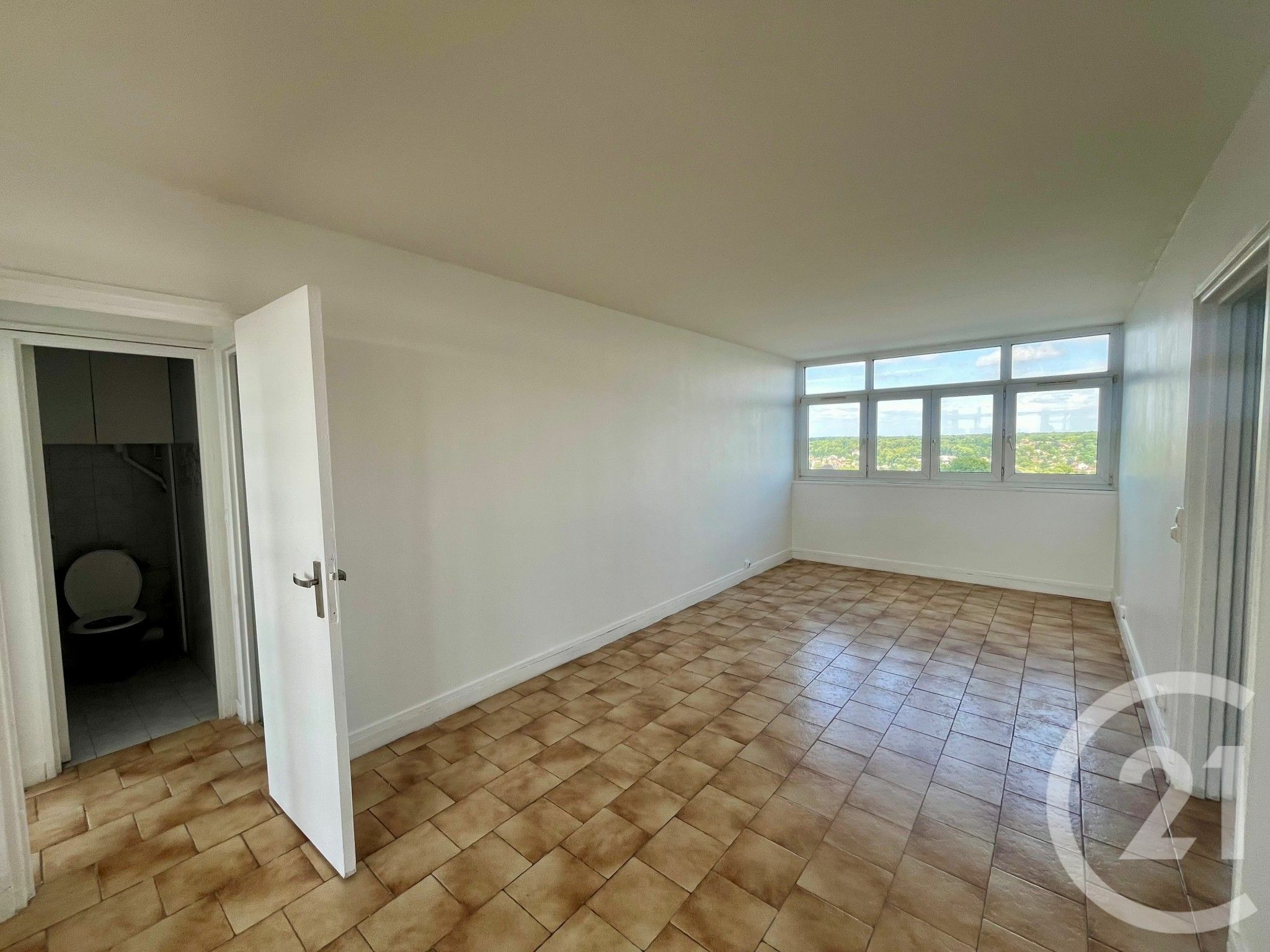 Appartement 58m² avec ascenseur à Évry Courcouronnes 91000