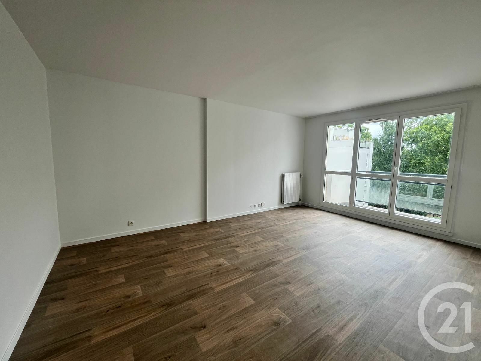 Appartement 68m2 3 pièces avec terrasse Évry Courcouronnes