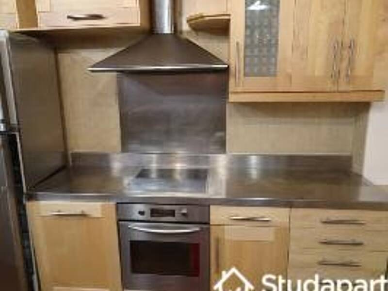 Location appartement de 85m2 à PARIS 1
