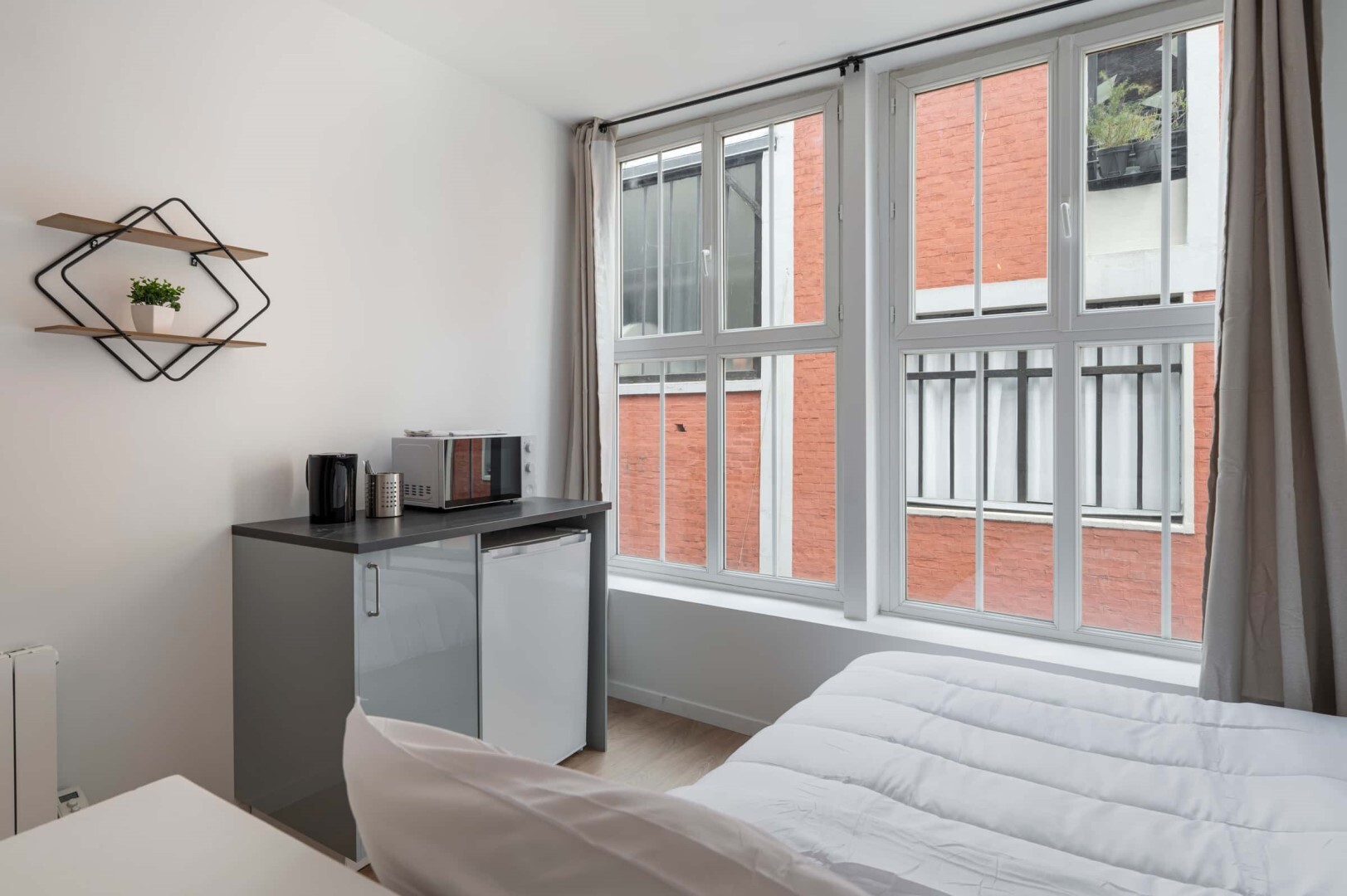 Location appartement de 13m2 à PARIS 18