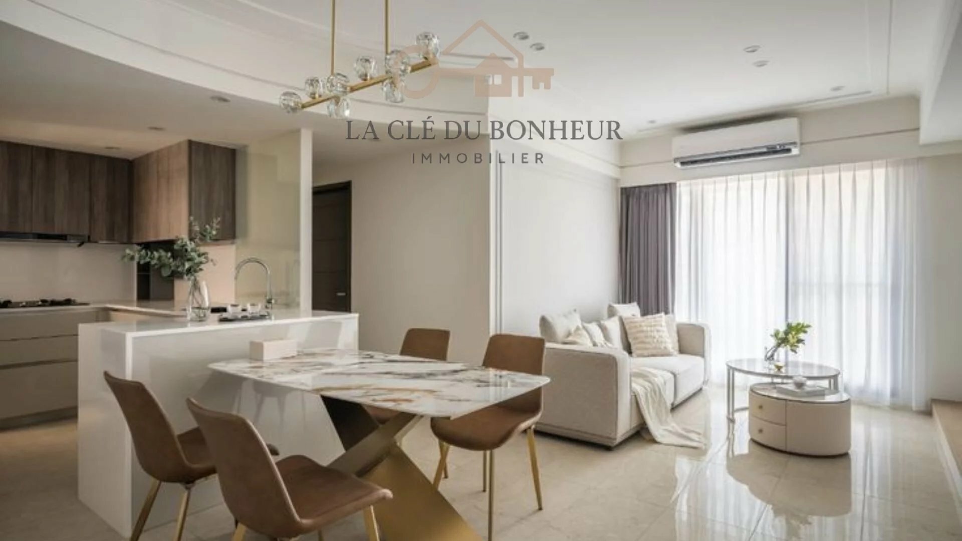 Appartamento 85 mq 4 locali con loggia Le Perreux sur Marne