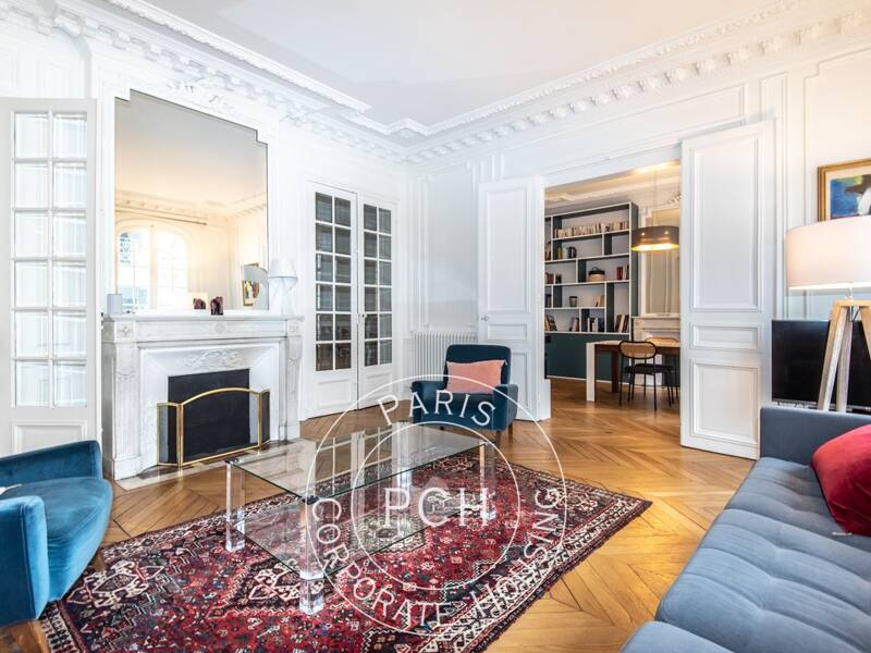 Location appartement de 167m2 à PARIS 16