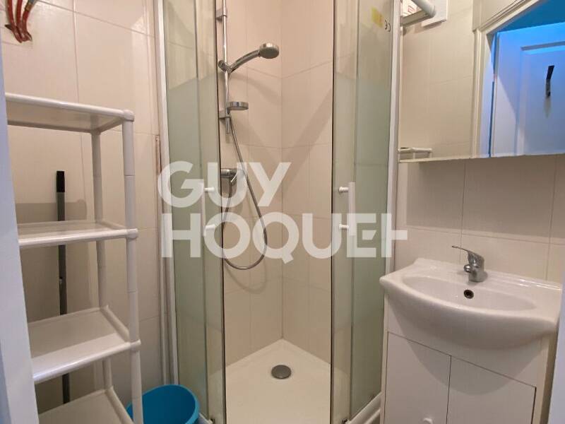 Location appartement de 12m2 à PARIS 15