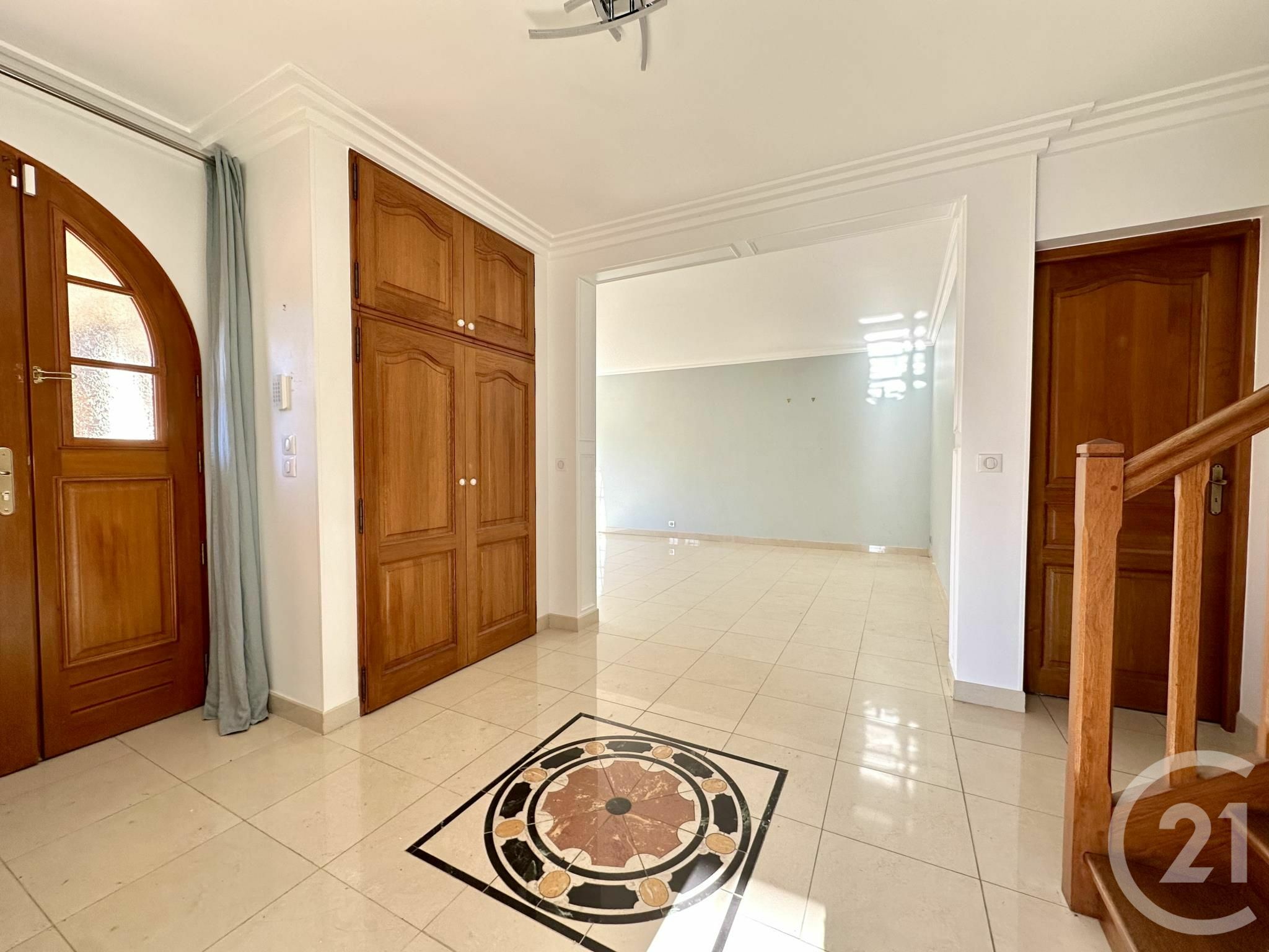 Vente maison de 168m2 à LA CELLE SAINT CLOUD