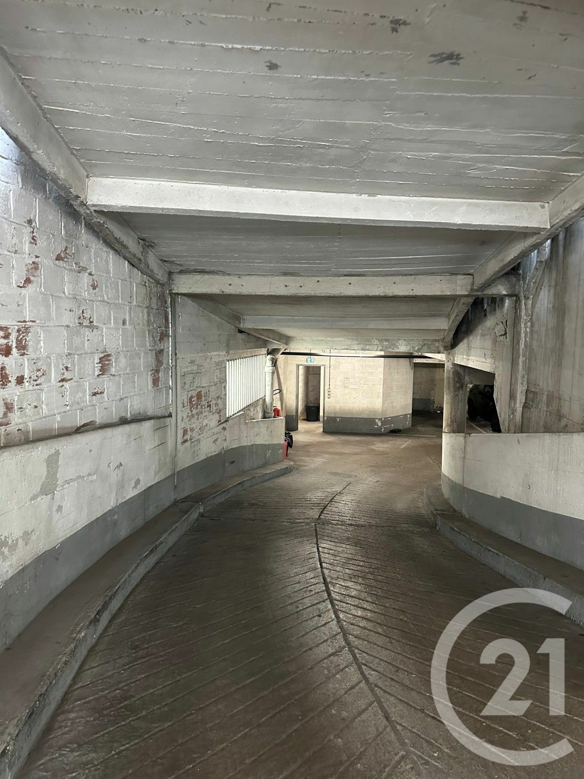 Vente parking à PARIS 15