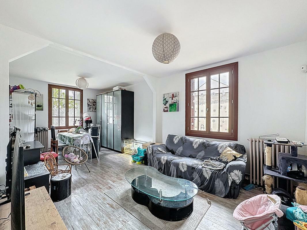 EXCLUSIVITÉ MAISON FAMILIALE AVEC APPARTEMENT INDÉPENDANT & JARDIN !