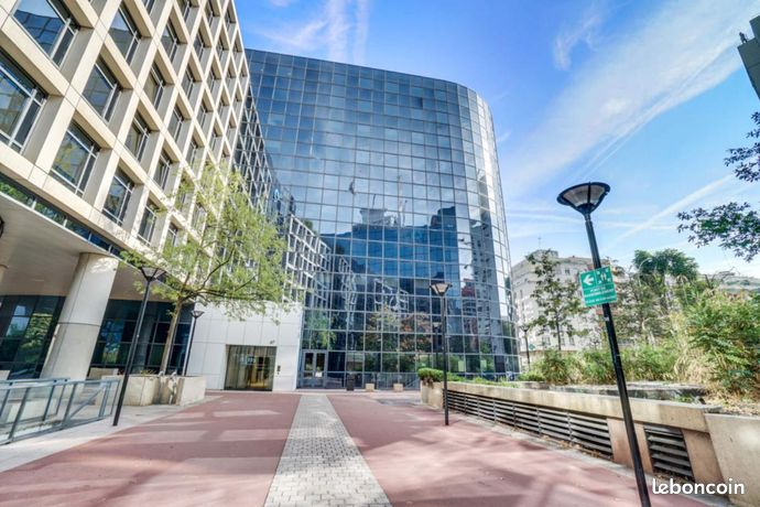 Location bureau à COURBEVOIE