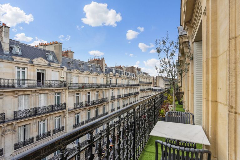 Vente Appartement de luxe Paris 8 4 Pièces 111 m2