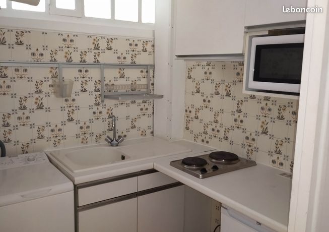 Location appartement de 25m2 à PARIS 7