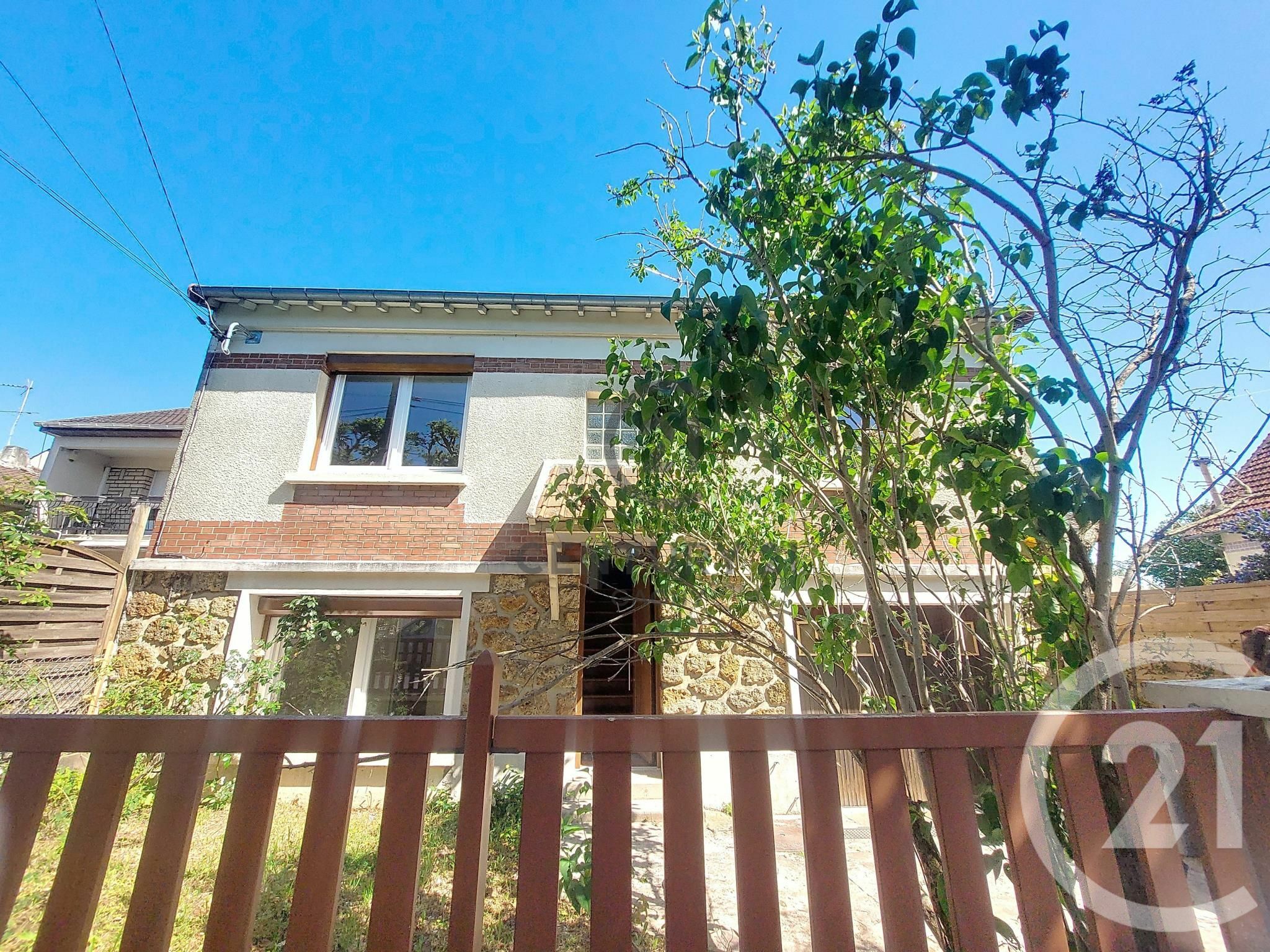 Maison 87m² rénovée avec jardin Gagny Chenay à louer