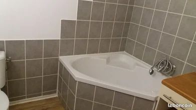 Apparemment à louer T4