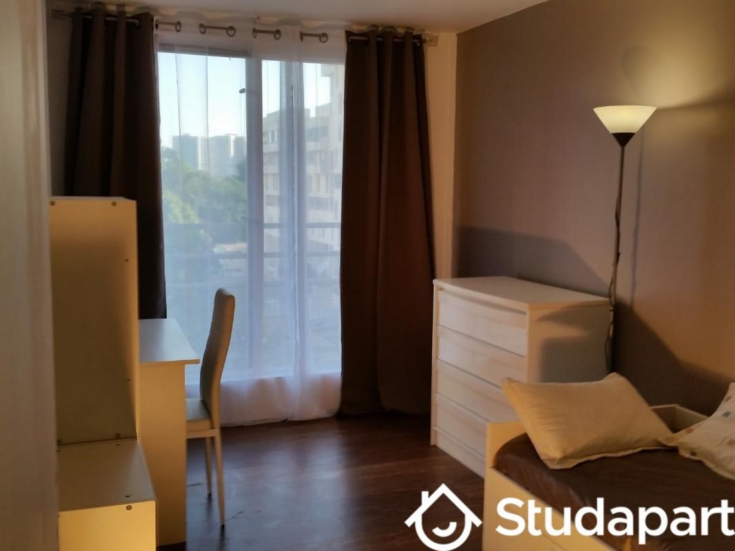 Location appartement de 25m2 à NANTERRE