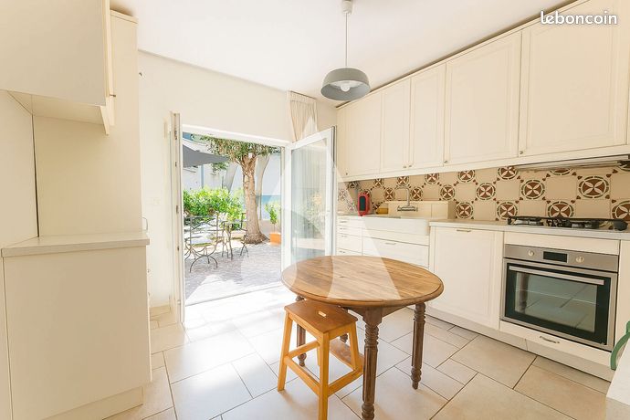 Propriété 4 pièces 91 m2