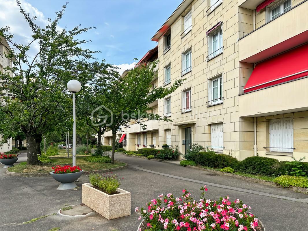 Le Perreux-sur-Marne — Grand appartement familial au calme, avec potentiel 3 chambres