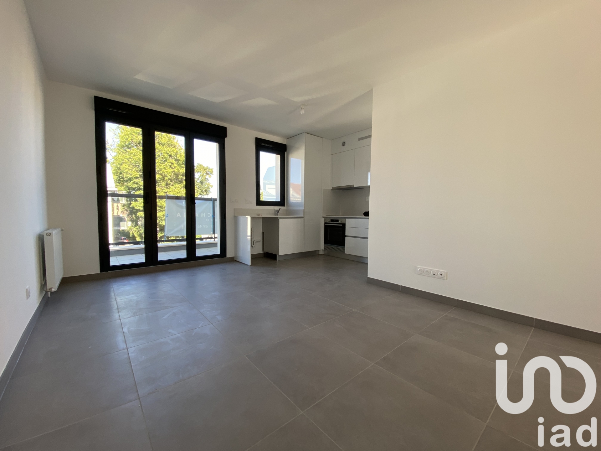 Appartement à Sainte-Geneviève-des-Bois (91700)