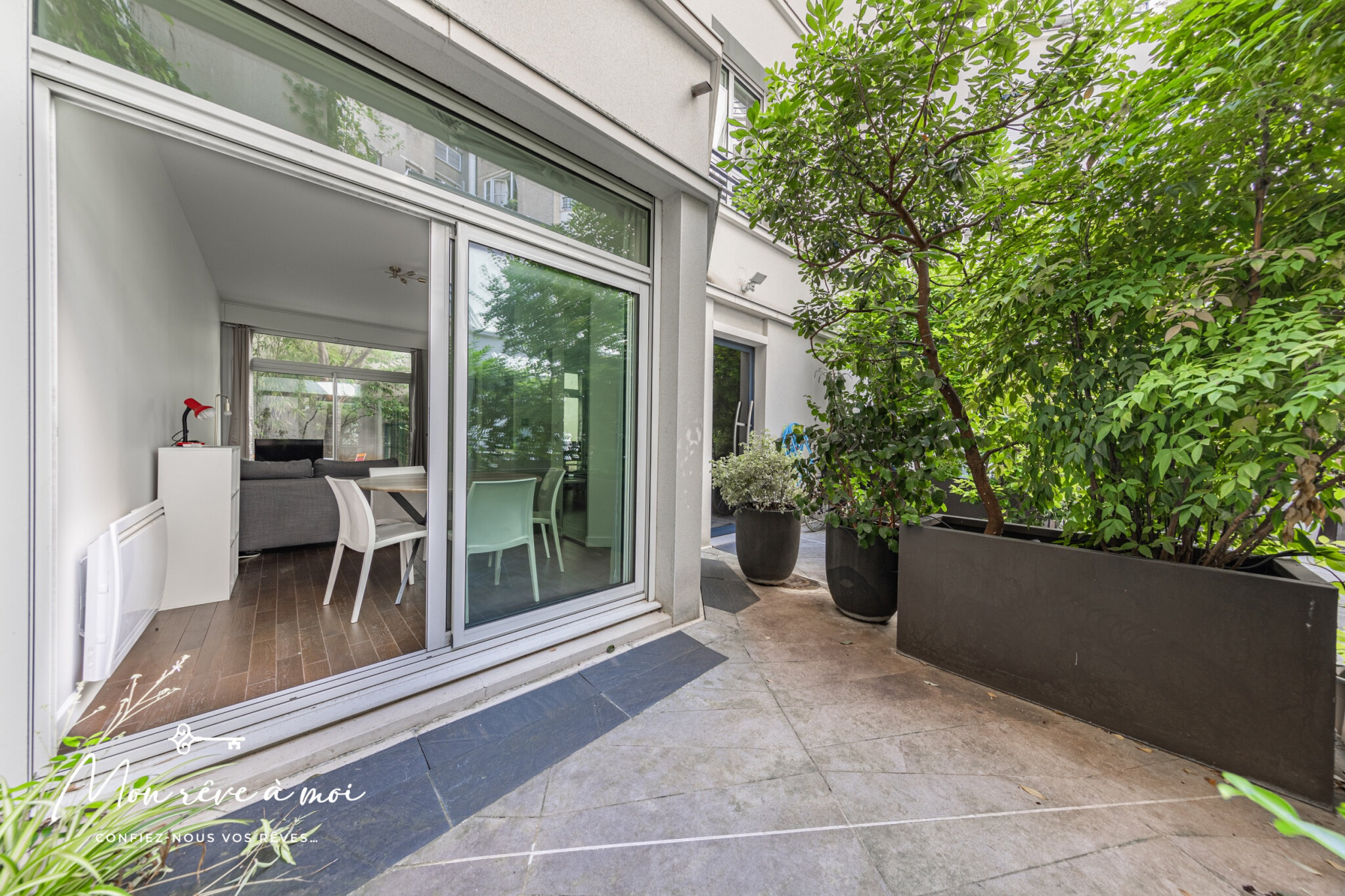Studio de 25m2 lumineux, traversant et au calme, avec terras