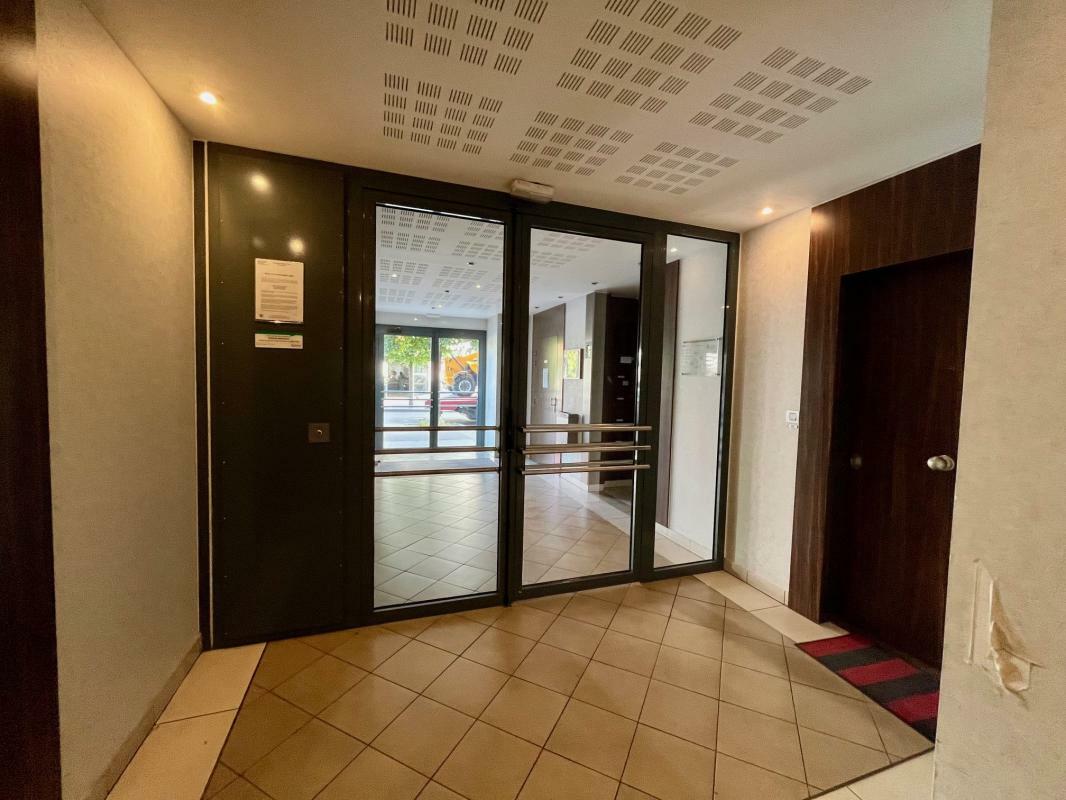 Appartement 3 pièces spécial investisseurs. A SAISIR !