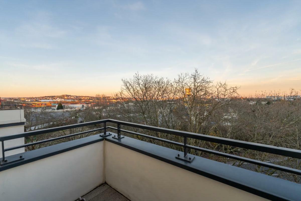 Appartement 4 pièces de 89 m2 en vente à Colombes - Idéal pour familles
