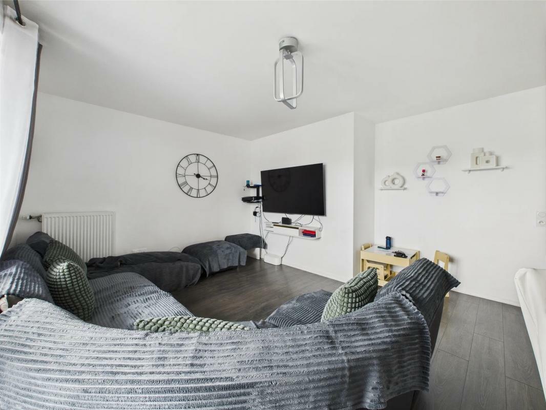 Appartement 4 pièces 80 m2 vendu loué