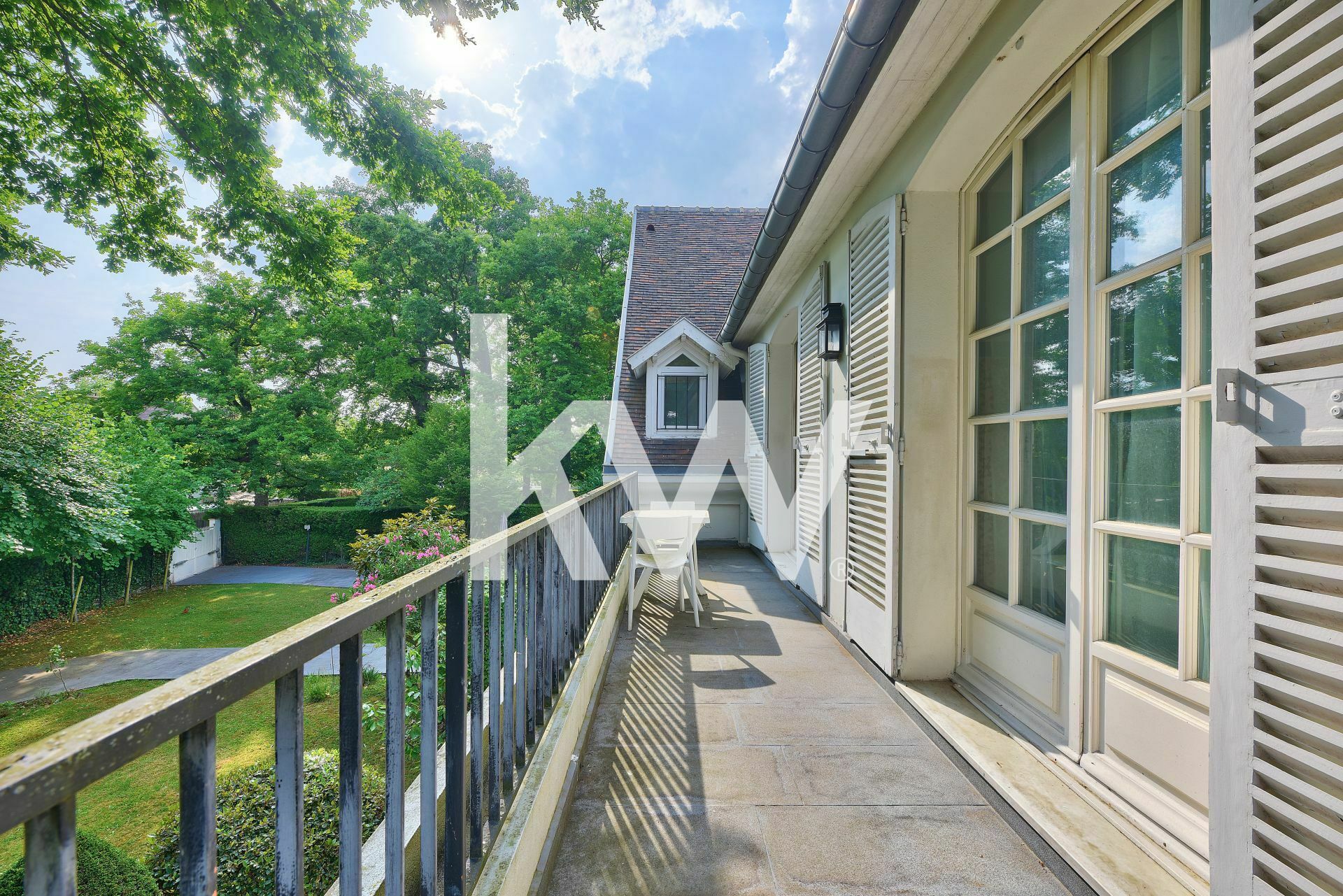 Maison 498 m² 14 pièces avec jardin Le Vésinet 78110