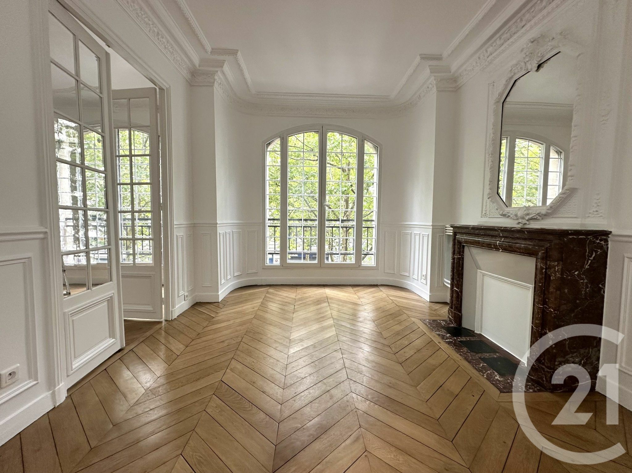 Location appartement de 69m2 à PARIS 12