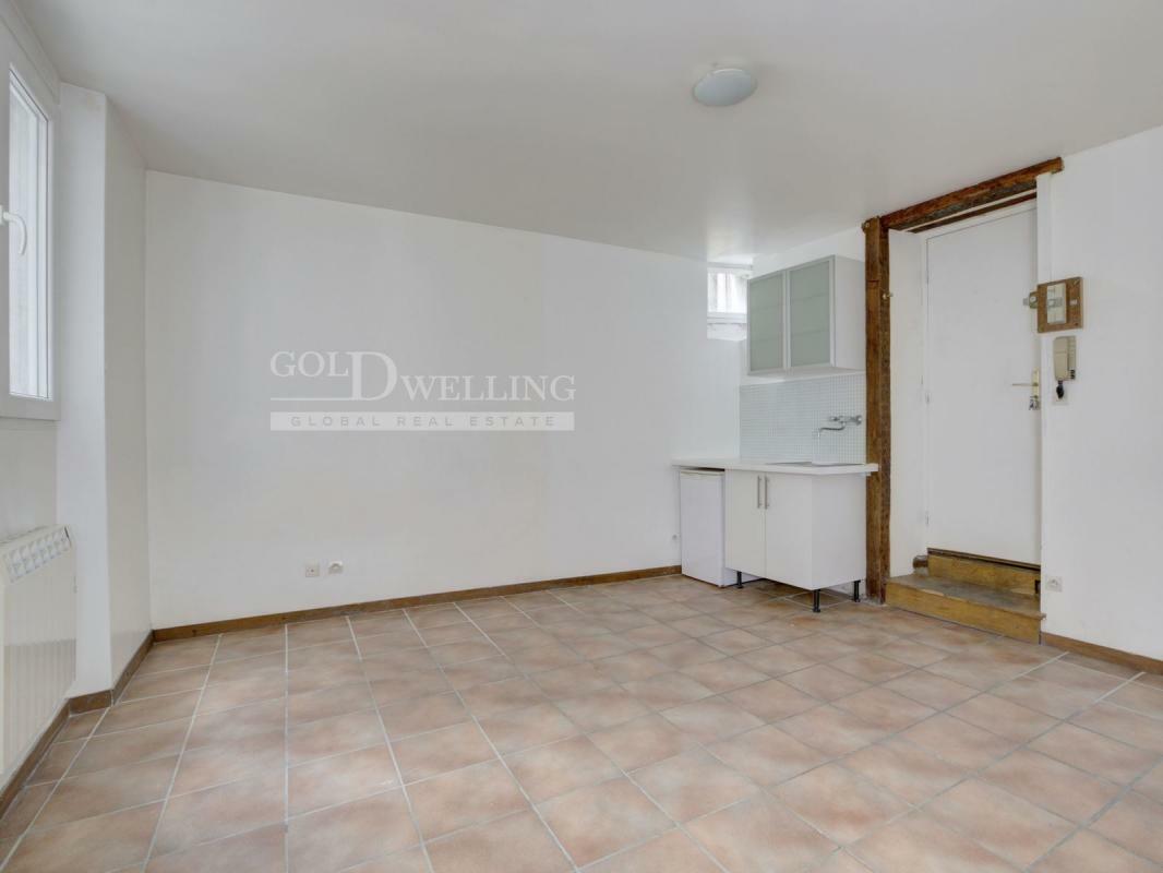 3006 - Location Appartement - 1 pièces - 22 m2 - Paris (75) - Saint Paul