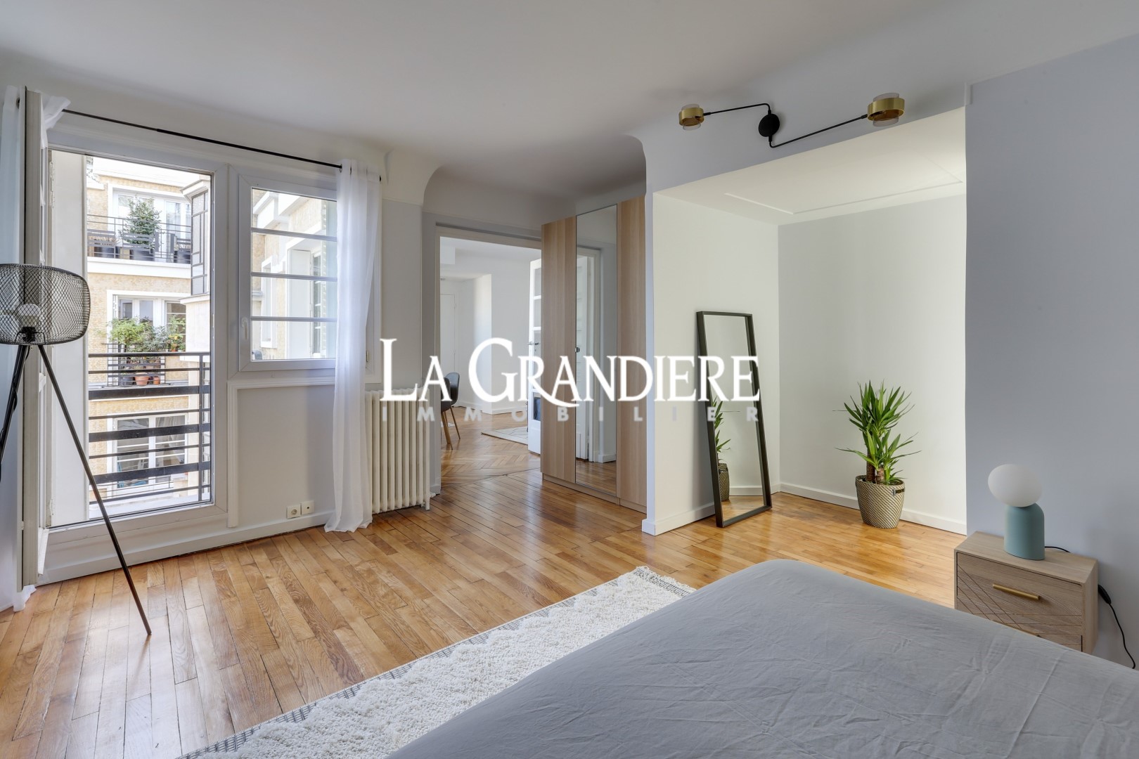 Location appartement de 46m2 à PARIS 16