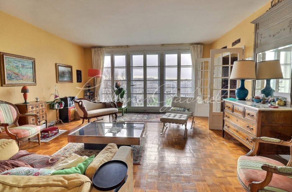 Avenue Foch - Appartement T5 dernier étage