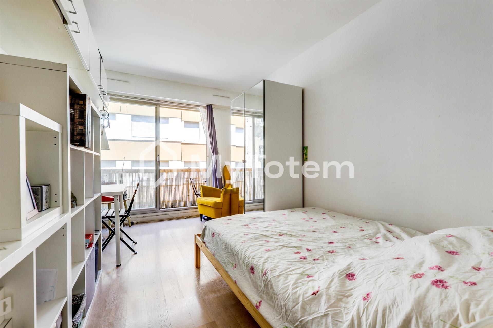 Paris 20e - Studio 22,89 m2 + balcon + parking