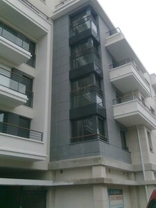 T2 42 m² avec balcon à Suresnes proche tram Les Belvédères