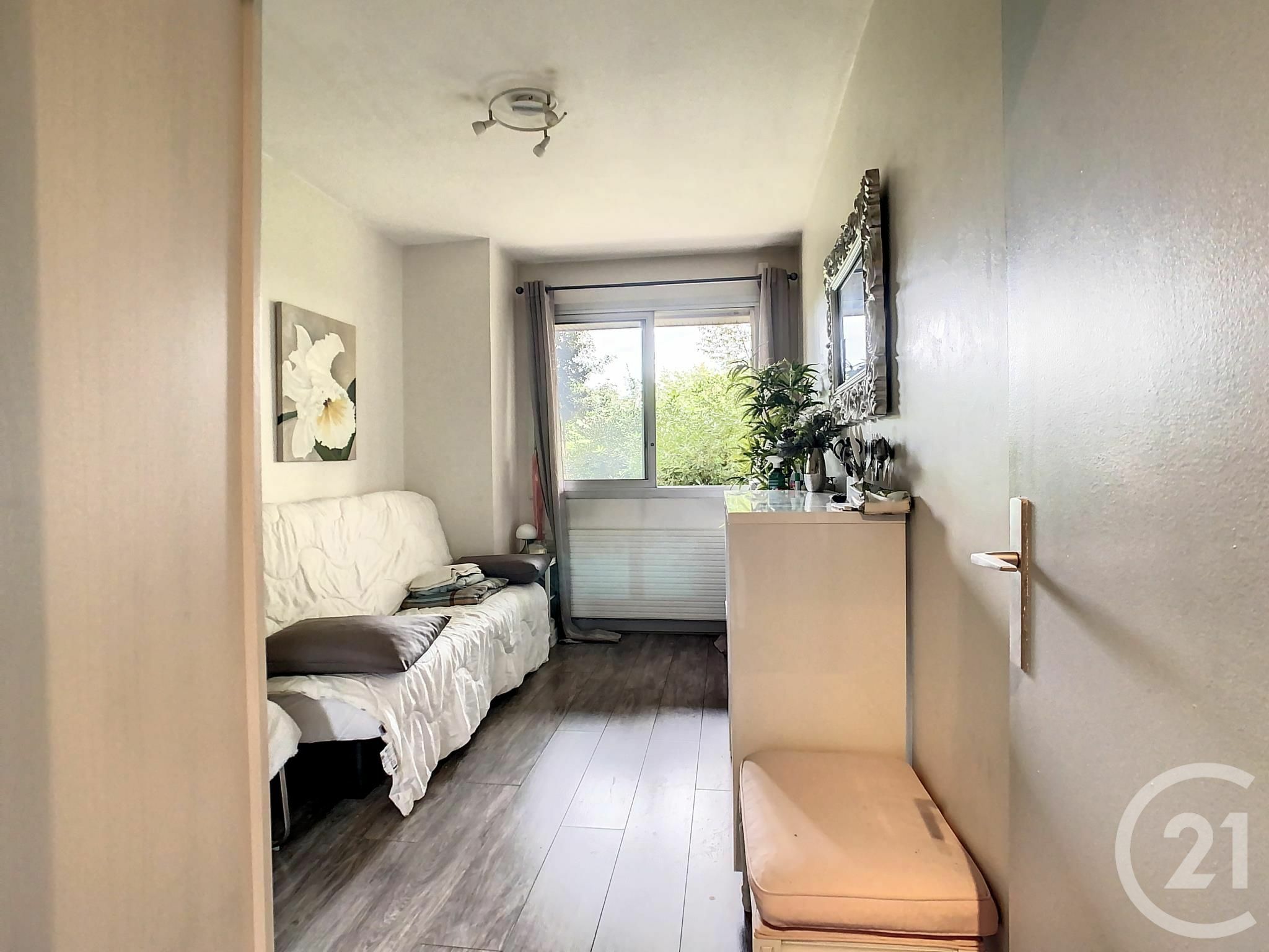 Location appartement de 16m2 à SAINT CLOUD
